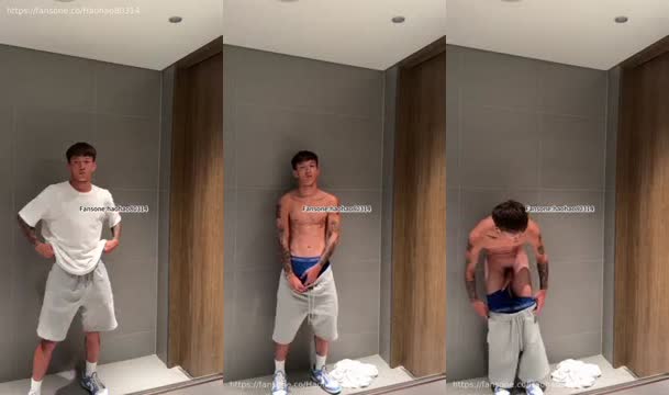 浩浩体育男孩：无码 厕所全裸 脱光爆喷尻 会不会有人走进来