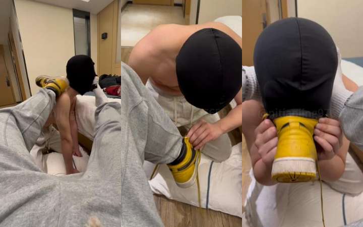 你田径爹-骚狗疯狂舔嗦体育生原味大脚. 你田径爹-骚狗疯狂舔嗦体育生原味大脚.