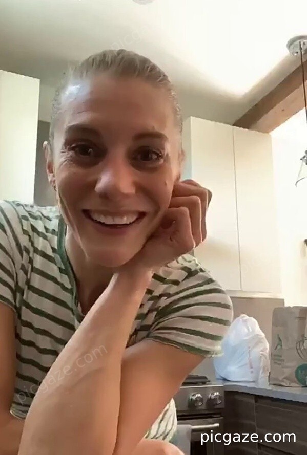 Katee Sackhoff