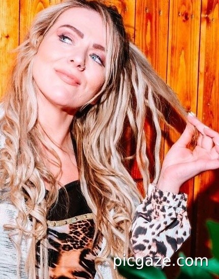 Session Moth Martina