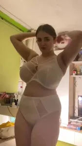 拿下極品俄羅斯大洋馬，留學生為國爭光