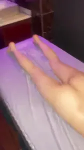 （原創）深夜獨自按摩讓技師幫忙拍照