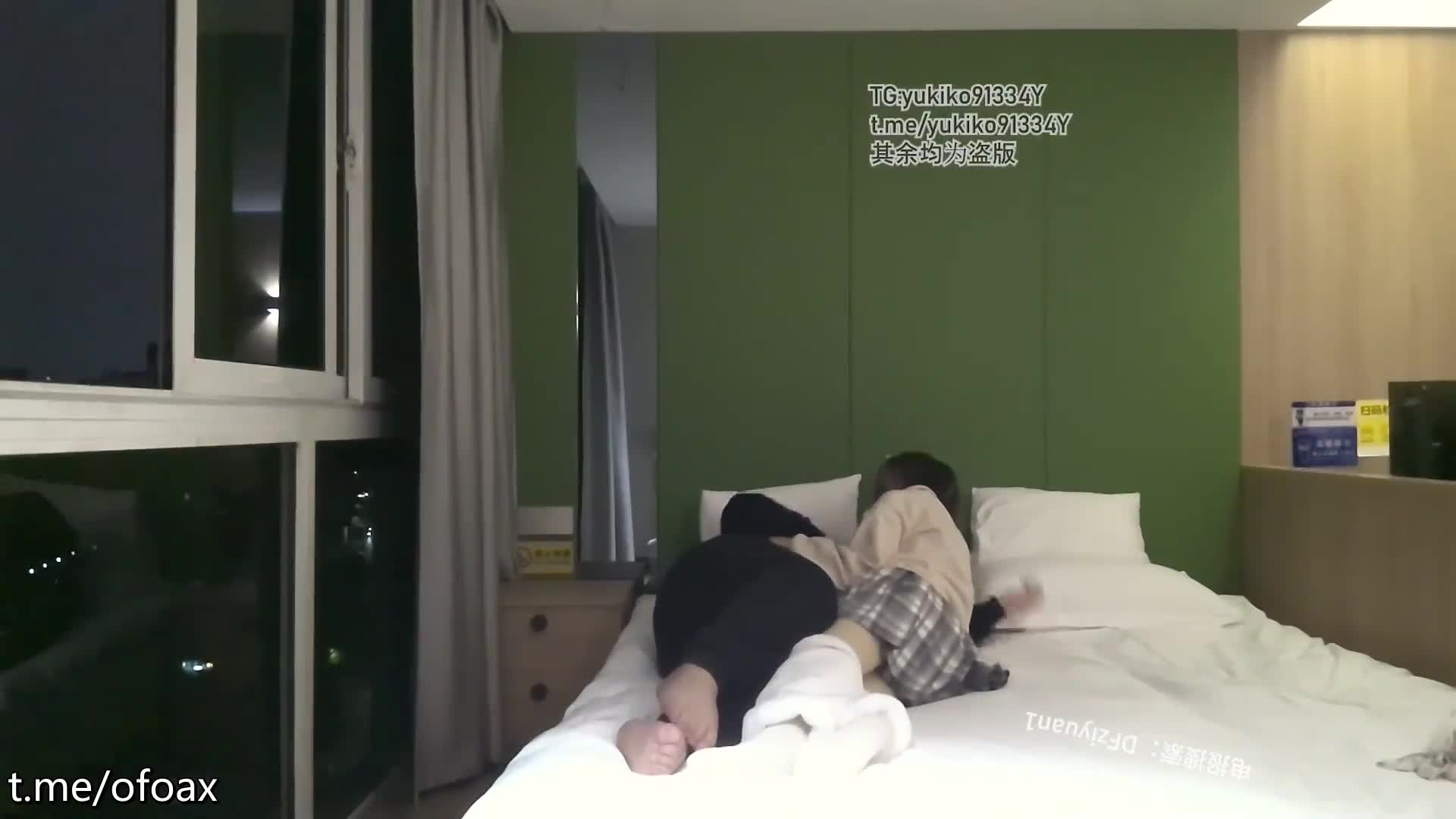 【胖爺的奇妙之旅】探花約炮大神最喜歡嫩嫩的學生妹，把玩清純少女的胴體，酒店裡難忘的一刻