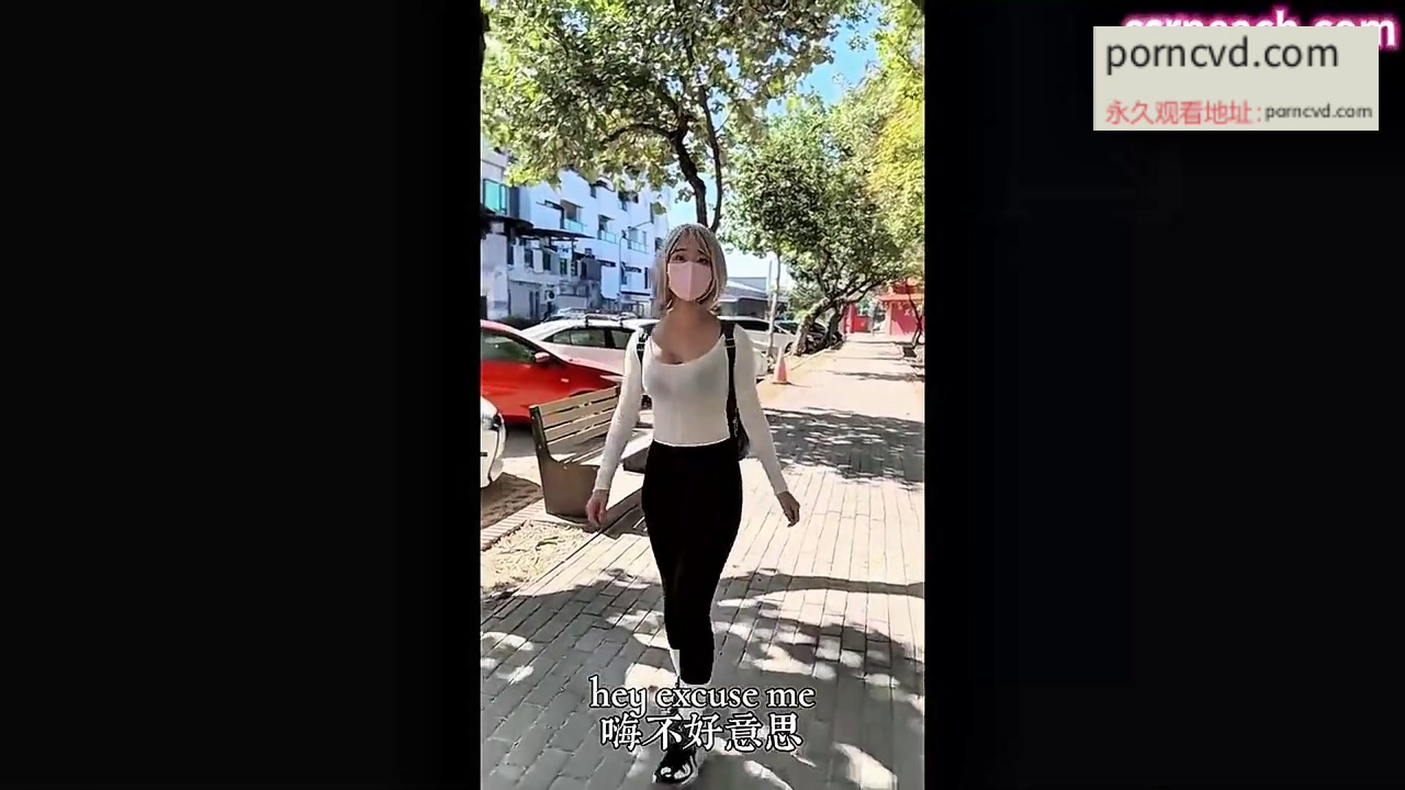 台灣自拍 SSRPeach 清華大學美臀教練 Ellie 誘惑脫褲享樂