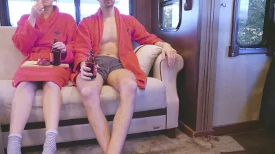 三亞旅遊邂逅外國男拍床戰影片外流