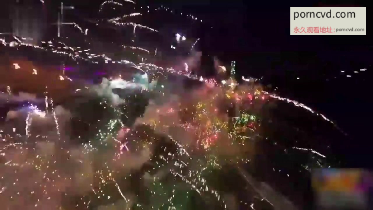 星空無限傳媒XKTY-42 性感美嫂誘惑實戰影片
