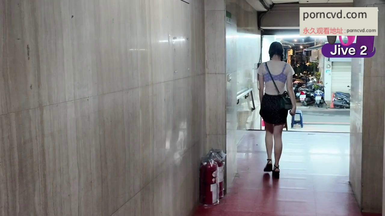 魏喬安野外車震AV 乳量豐滿跳蛋激戰影片