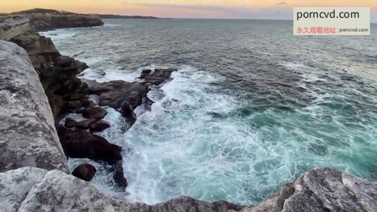 台灣人妻私約外拍流出 海邊摩鐵開房激情自拍片