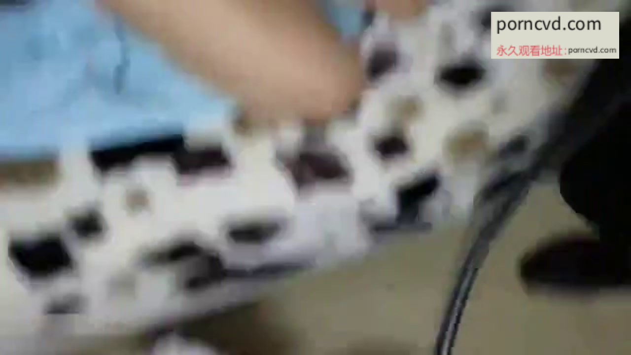 台灣自拍外流 大嫂濕透毛多欲強噴潮實錄