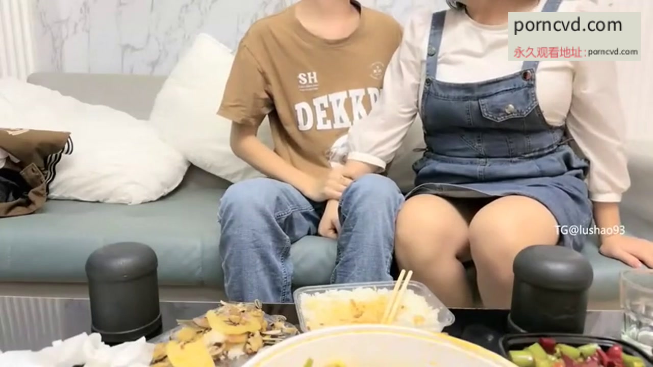 台灣短髮豐滿素人喝啤酒床戰影片