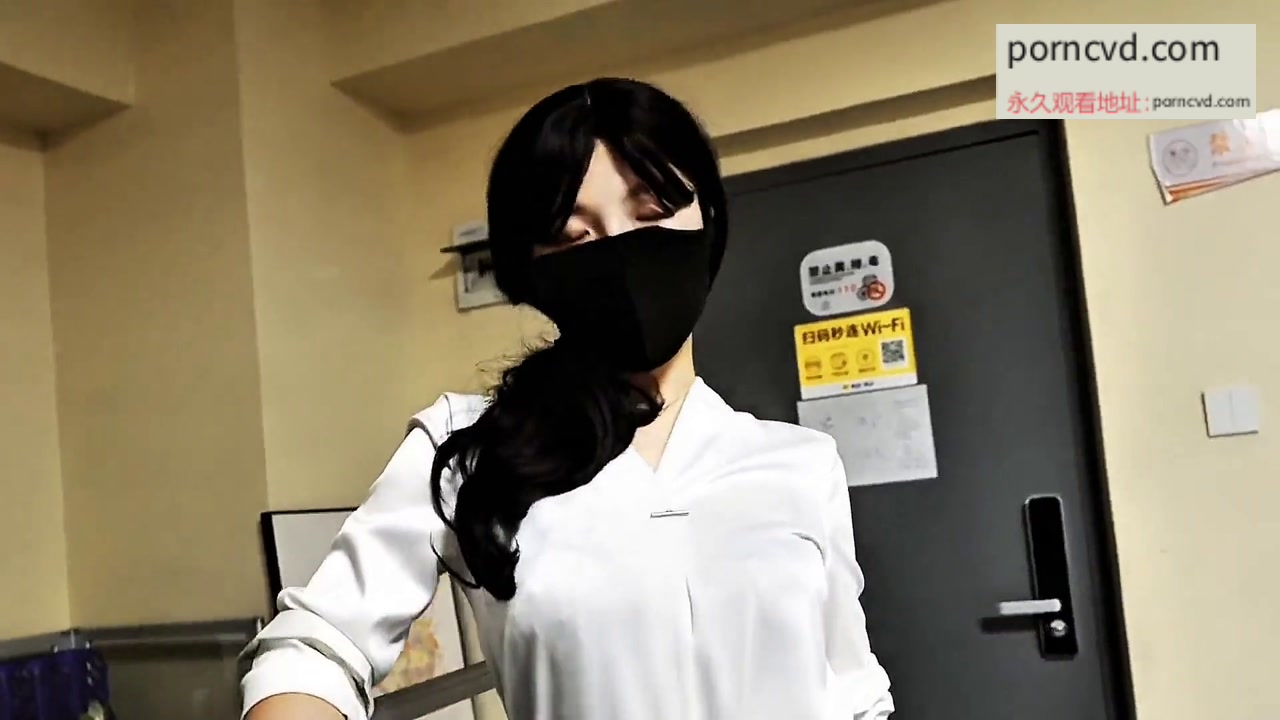 櫻花小貓國產AV外流 反差婊女上司黑絲高跟辦公室激戰