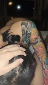 天津精神系正妹私密自拍流出第一部影片