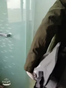 修理工誘惑大爺私拍影片合集