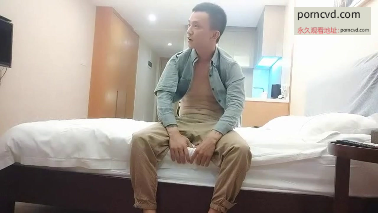 台灣外流 大長腿美乳苗條魔鬼身材小姐姐