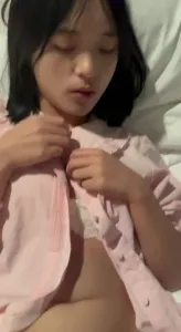 成年女性青澀初體驗寫真合集