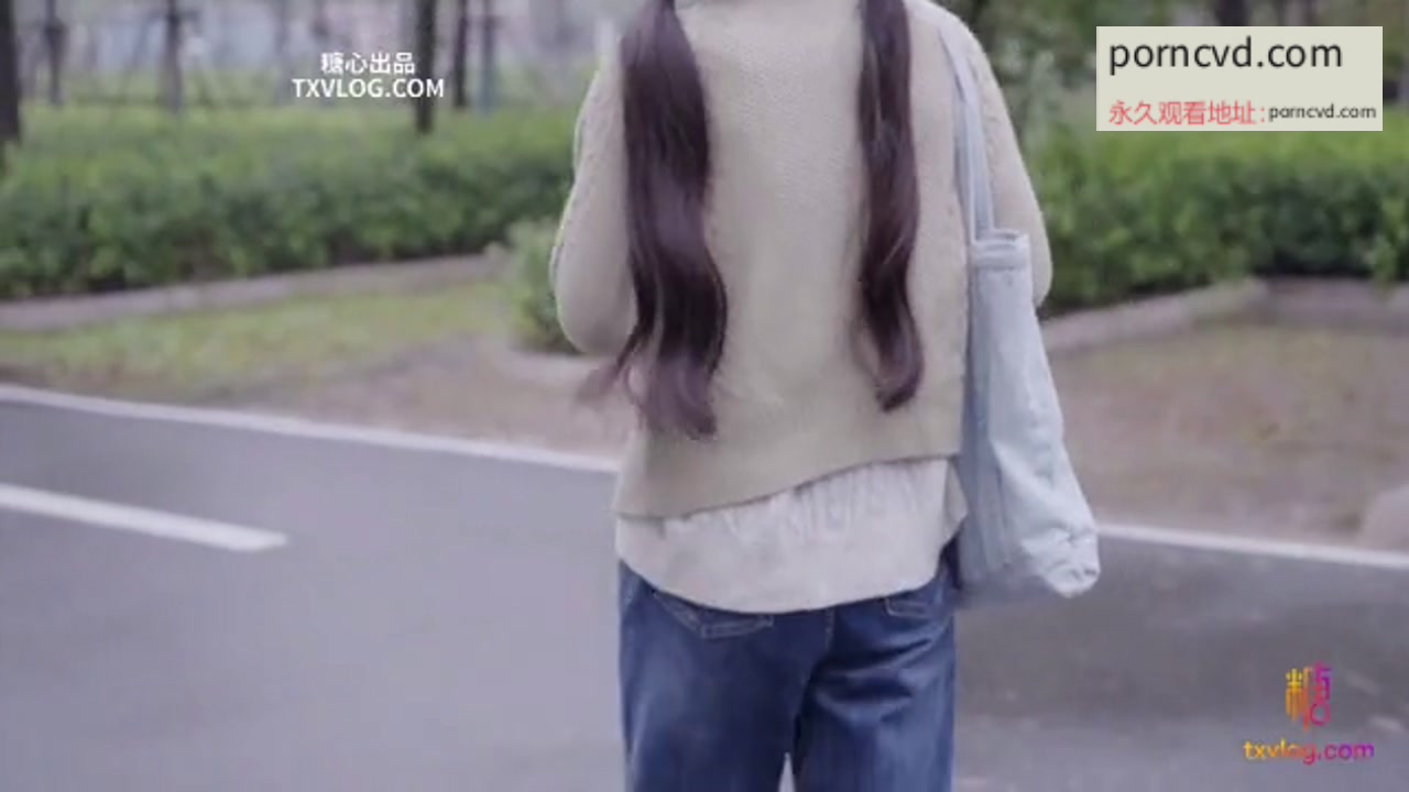 國產AV 小江疏影 家政女僕黑絲足交
