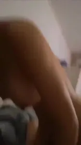 挑逗式床上對話與叫床錄音