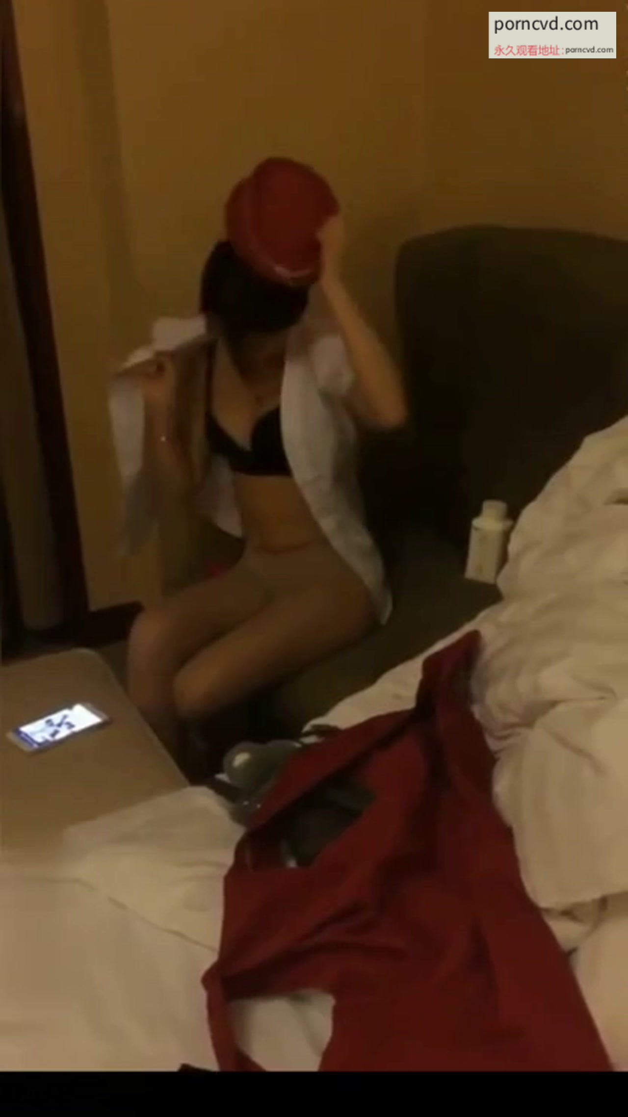 中國自拍 90後x航空姐酒店服侍客人