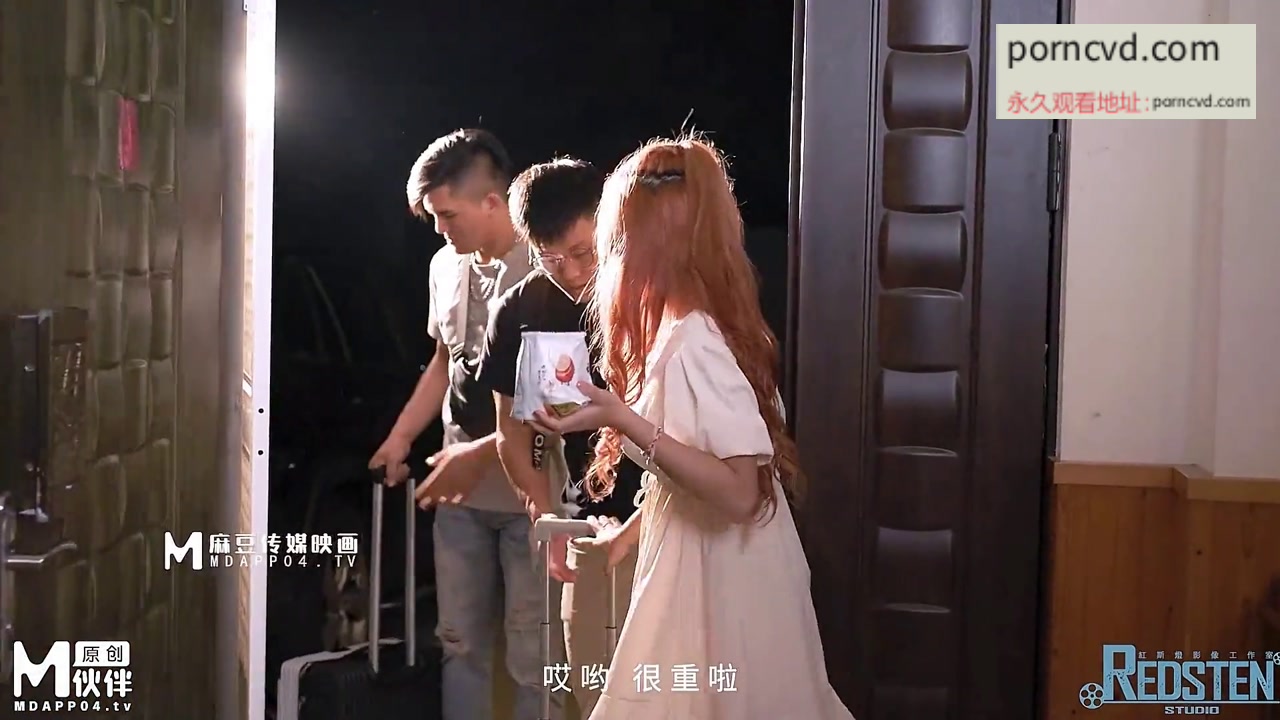 國產av 麻豆av代理 綠帽奴面前爽操作巨乳妹 陽台露出共用女友 RS-015
