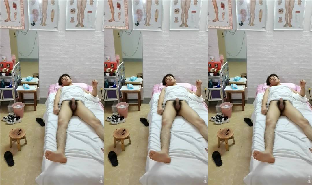 現在的年輕人也喜歡這種熟女嗎 不過逼雖老 服務還挺到位 所有服務來一遍，老逼敗火 200塊錢真的是物超所值
