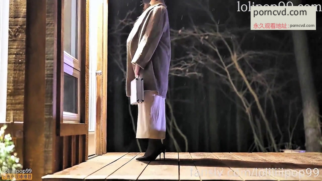 onlyFans外流 反差嫩妹 淫乳女神 下面有根棒棒糖 大合集第三彈 Part19 做愛抱著極品大長腿啪啪撞擊銷魂翹臀太爽了射不停啊