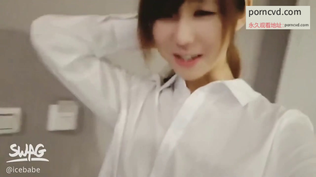 台灣Swag主播icebabe出差订错房间三人同住淫荡秘书被两隻肉棒填满屁眼被插嘴塞肉棒后庭被猛插舒服到呻吟高清版流出