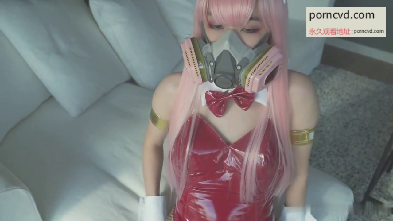 極品網紅『台灣美少女』冷傲兔女郎極品女神 爆裂黑絲無套抽插爆操 後入衝刺到內射