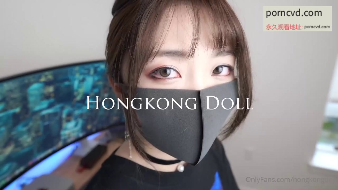 台灣女友黑絲誘惑打電動的男友