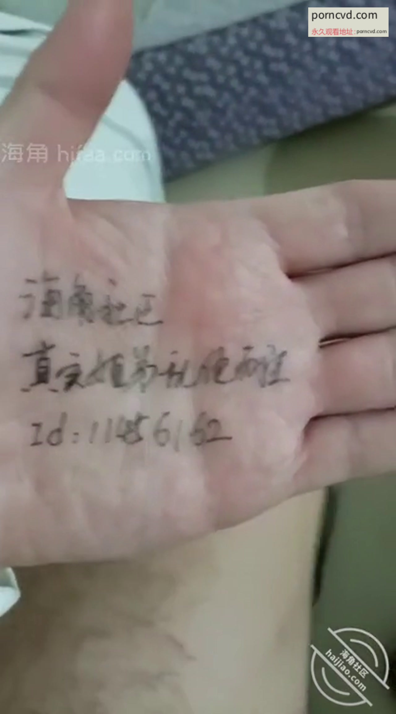 自拍外流 一鏡到底 短窄的沙發上內射了親姐的騷名穴