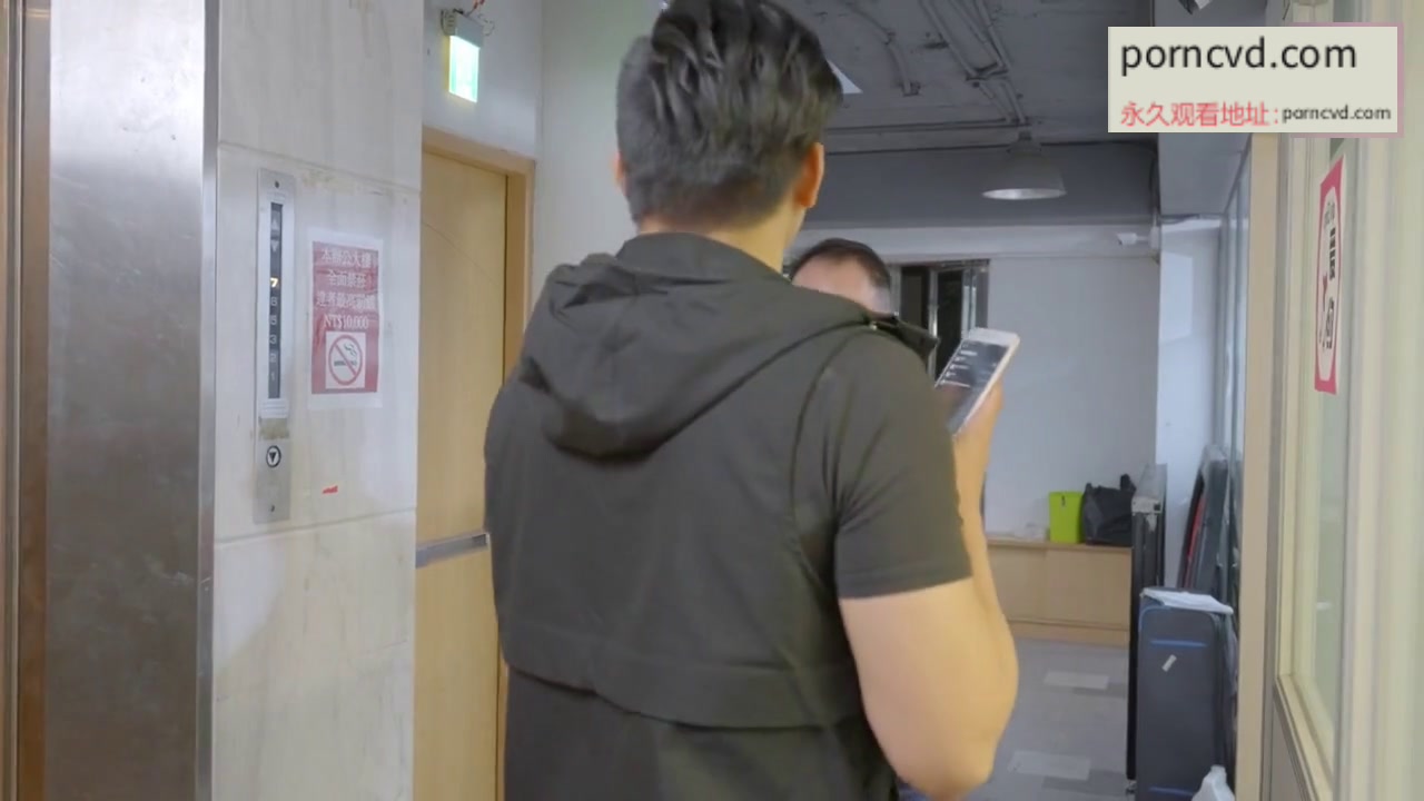 國產av影片 陌陌約炮 性感漂亮瑜珈教練 梁佳芯出演 中文字幕 XKG083