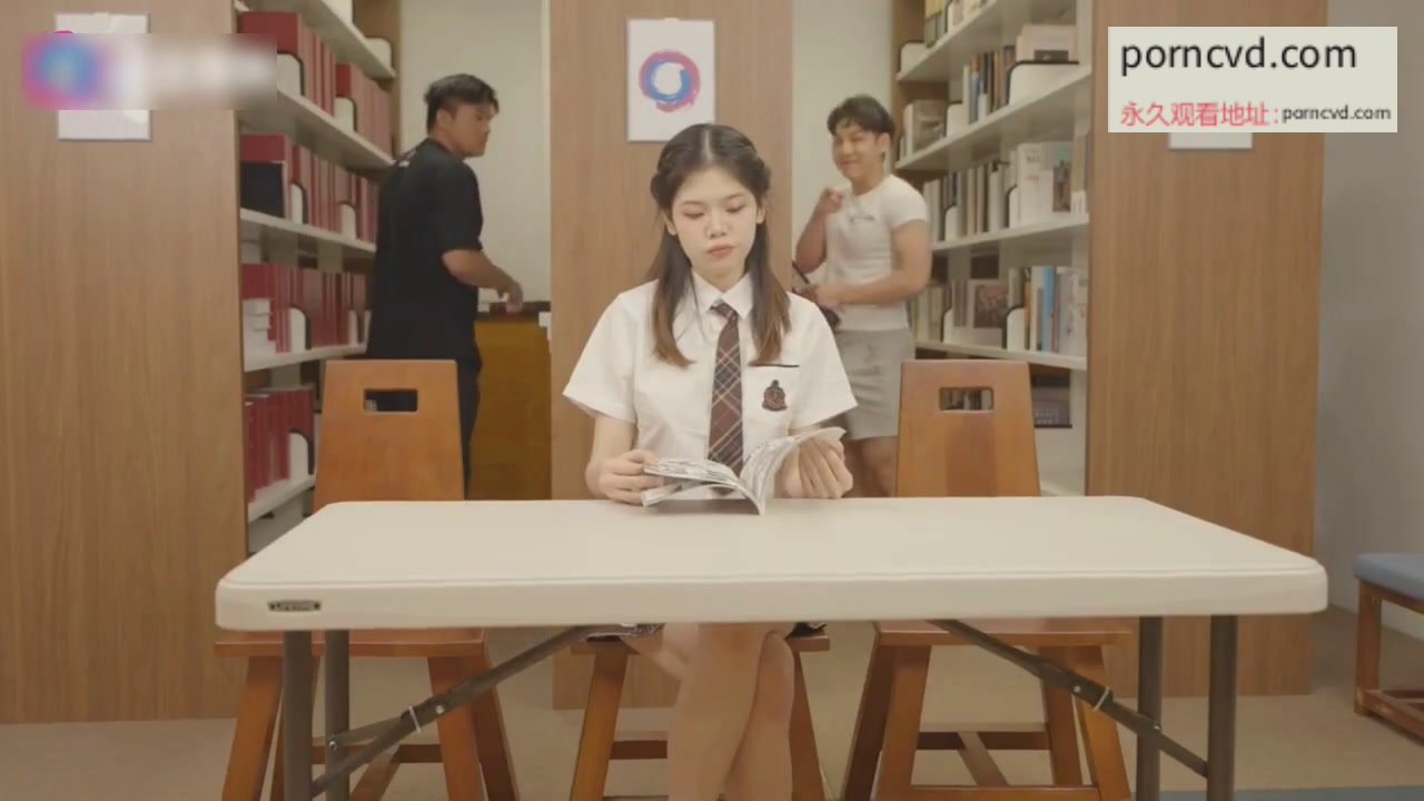 台灣av外流 巨乳網紅學生嫩妹 Mia 圖書館中不能說的秘密女大學生慘遭癡漢媚藥硬上二男輪上直到高潮崩壞