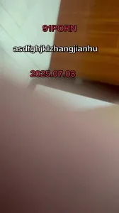 乾巴的前女友，不知道怎麼回事年紀也不大，也還挺緊，還有和她做愛的影片