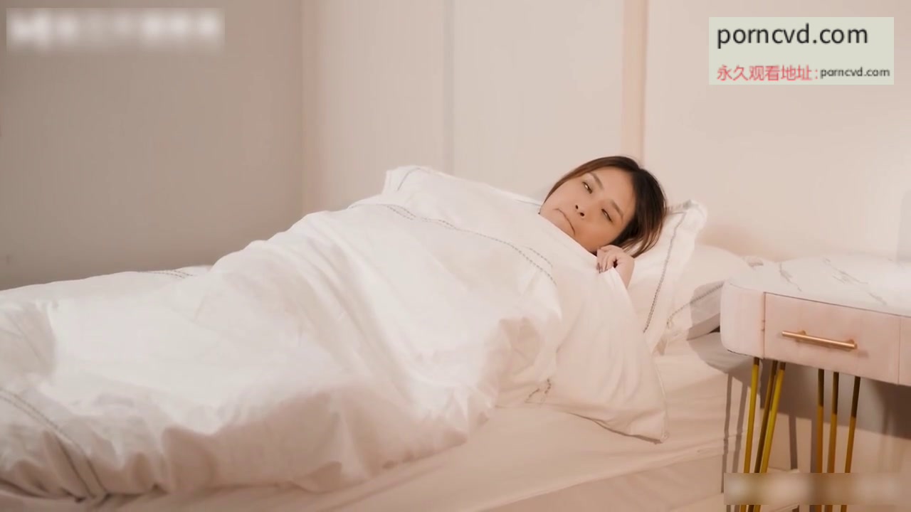 國產av影片 麻豆av傳媒 為綠帽奴出軌的性感巨乳美人妻無奈體驗ntr的騷逼 MD-0341