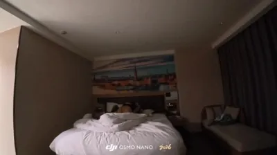 高潮少婦，依舊十餘次，一個多小時，錄到一半沒電了，影片後七分鐘為錄音