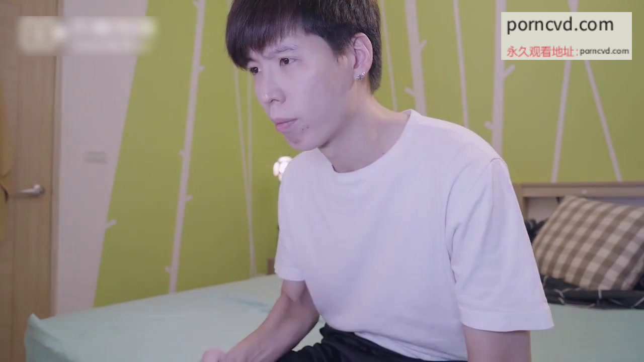 國產av影片 天美傳媒 TMW012 我的性感巨乳姊姊是色情主播 姊弟性愛直播粉絲全目睹