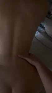 這個後入腰臀比自己看