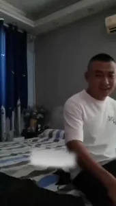 【自拍】和同學輪操離異少婦