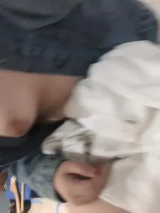 北京靦腆學生妹，反差萌已經調教，微胖才是王道。奶子堅挺，同城推