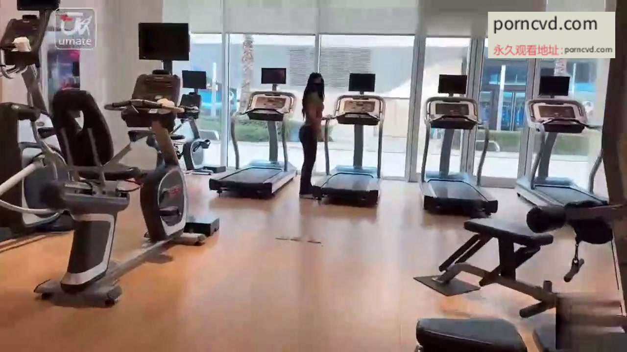 自拍外流 邦妮 健身房偶遇 血脈衝擊色情健身巨乳人妻 激情邂逅 爆插豐臀淫尻彈吸榨莖 濕潤白虎後入激盪波浪