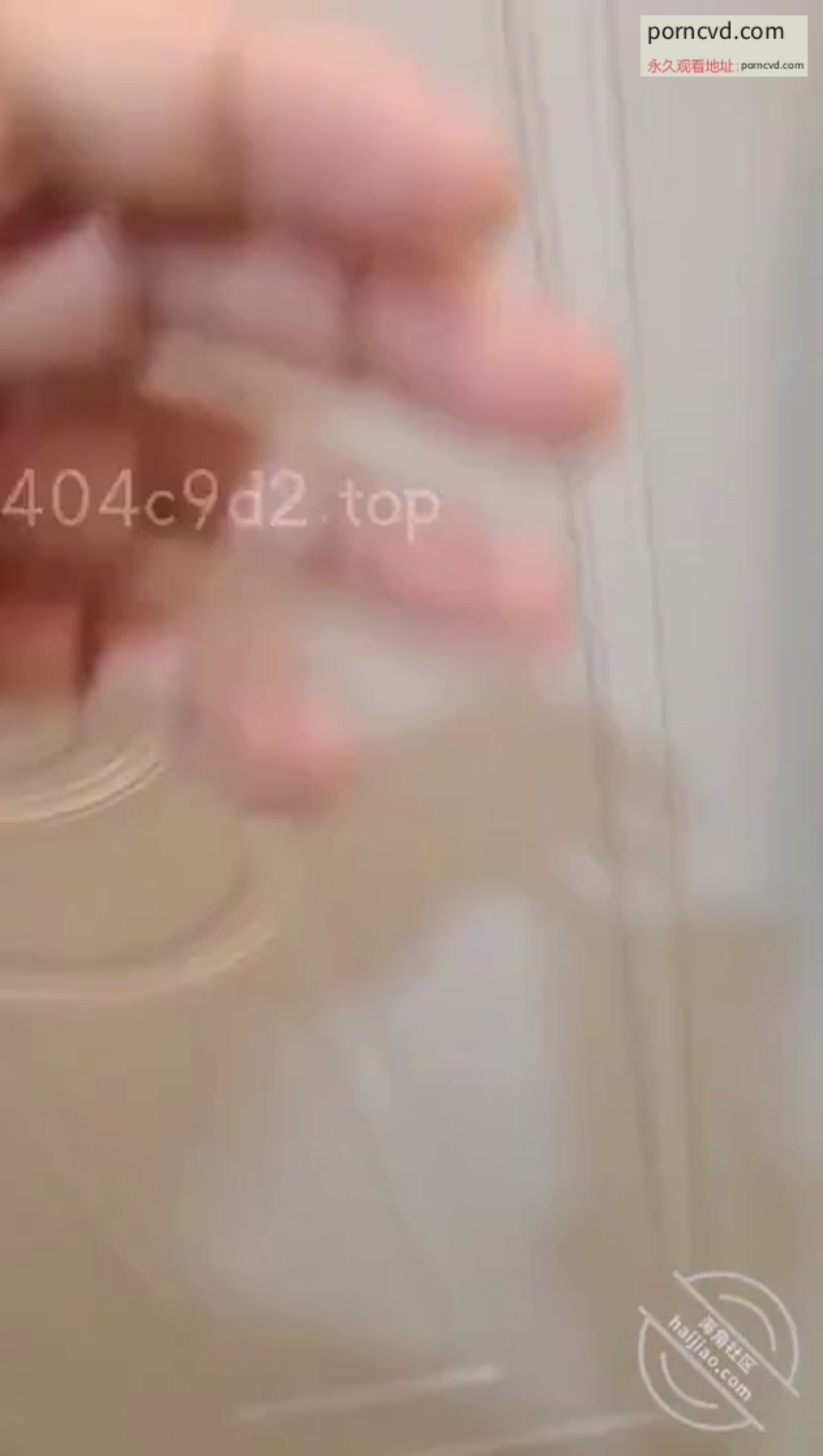 台灣自拍外流TWZP 第179集 親戚都在隔壁打麻將 嫂子卻在隔間被操翻 按在麻將桌上輸出 榨射好多精液