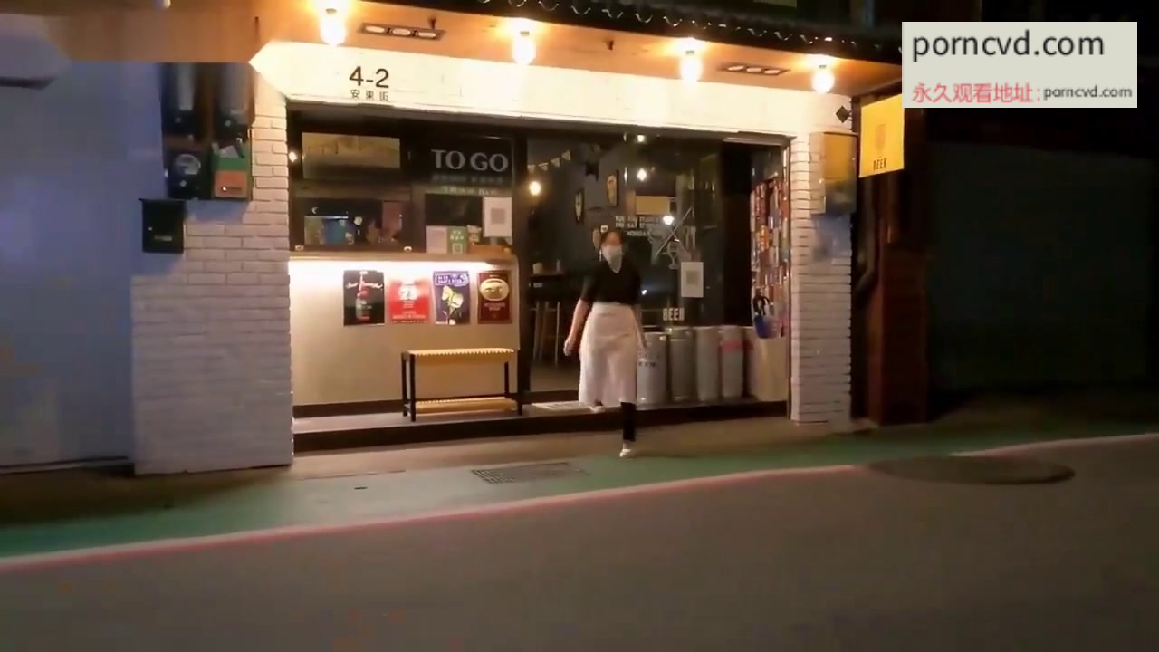國產av影片 還不出錢只好當AV女優 初次拍攝淫水狂流 白虎騷穴全露出