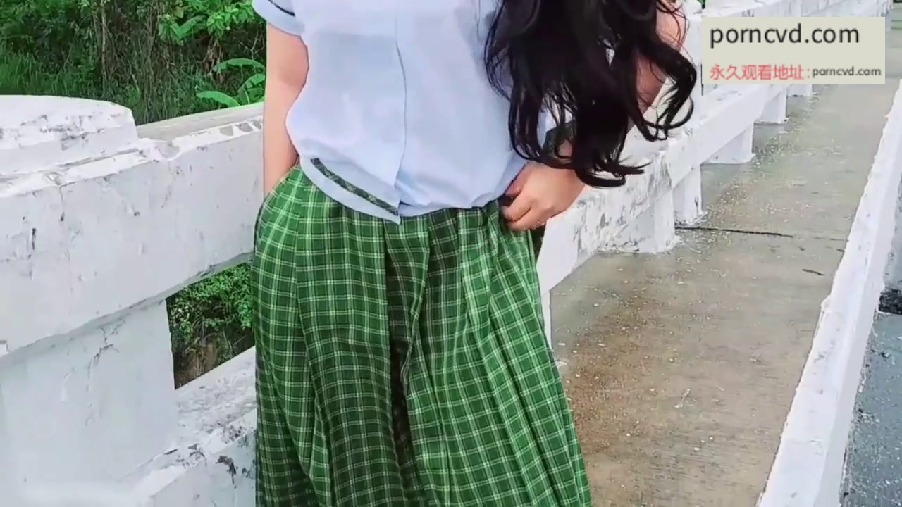 台灣本土自拍 放假偷吃高雄學生妹