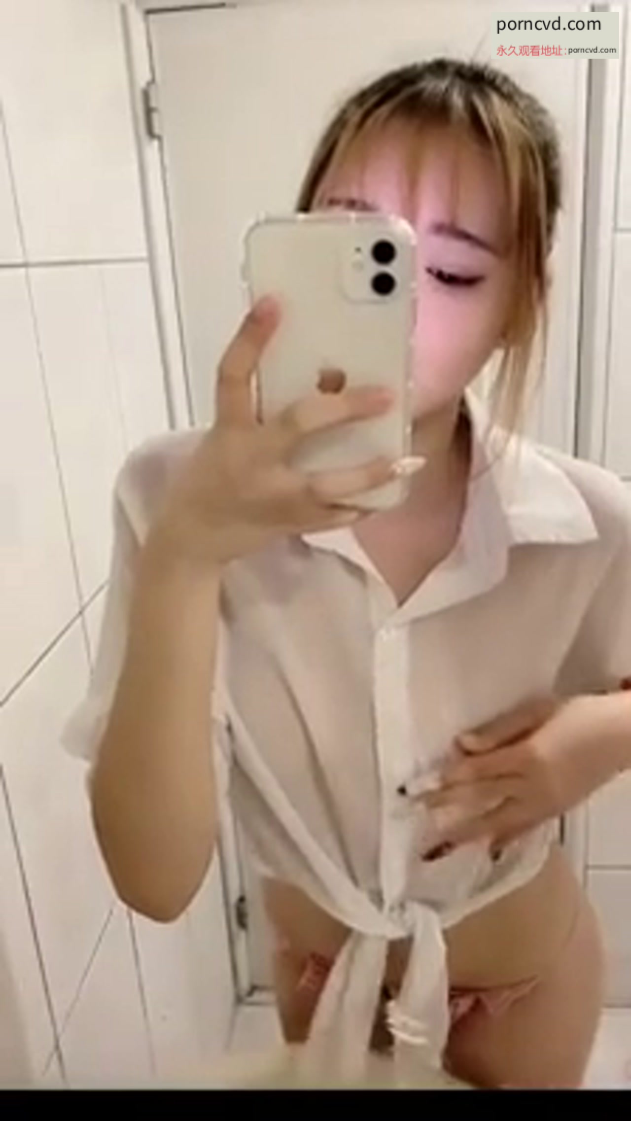 台灣新竹萌系台妹自摸自拍影片流出