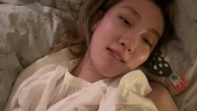 這小騷表情讓我忍不住秒射啊
