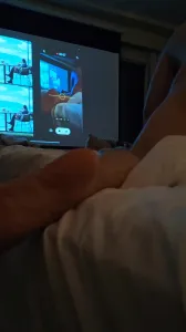 把少婦照片和被操的樣子投影出來，成都高優單男，單女夫妻可