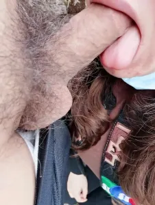 戶外中出大奶騷婦