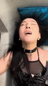 喜歡被制裁的小騷貨