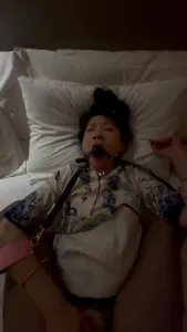 調教欠操的騷逼