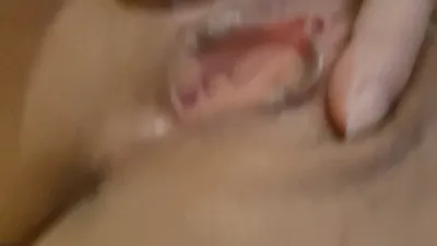 忍不住了，影片給我看