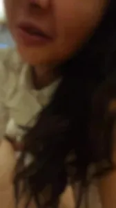 露臉貴州少婦約我酒店打炮，眼神裡全是對大雞巴渴望